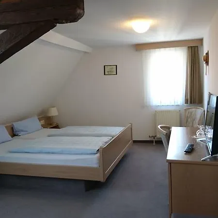 Dominikaner 3*
